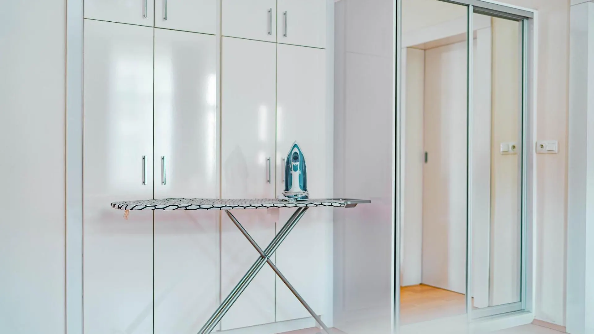 5 Bob'S Apartment - 2 Bedrooms With King Size Beds Prague
