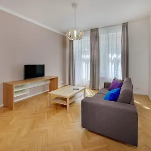 4* شقة فندقية داون تاون سويتس كودانسكا