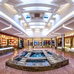 4* فندق Grand Majestic